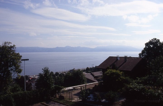 FM000 (46).jpg - Juillet 2005. Evian (74).